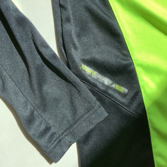 LE COQ SPORTIF Black and Neon Yellow Cycling Jersey - Picture 5 of 13